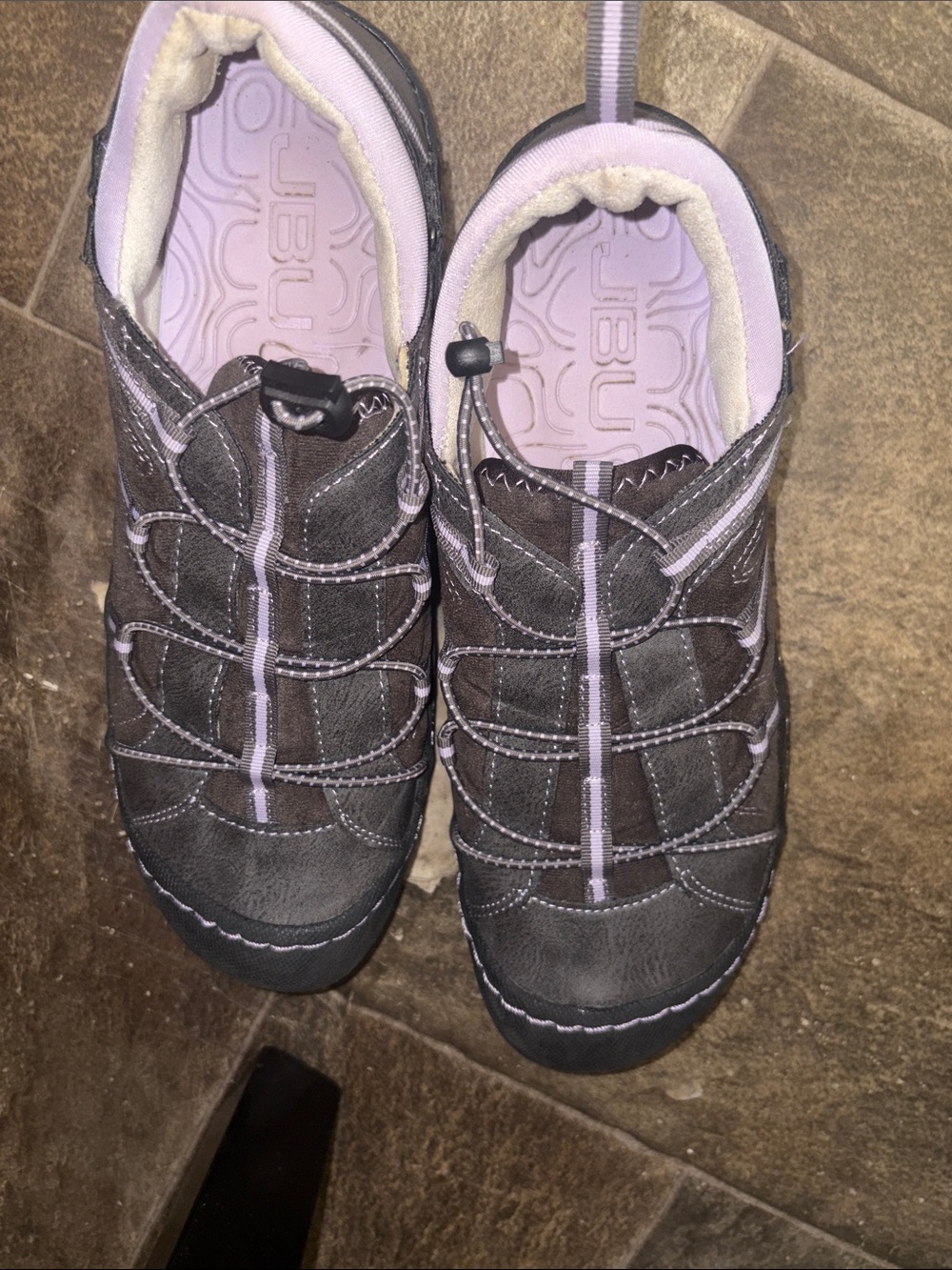 JBU Women’s Gray Sneakers with Light Purple Accents